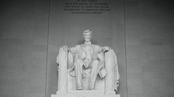 Abraham Lincoln statue